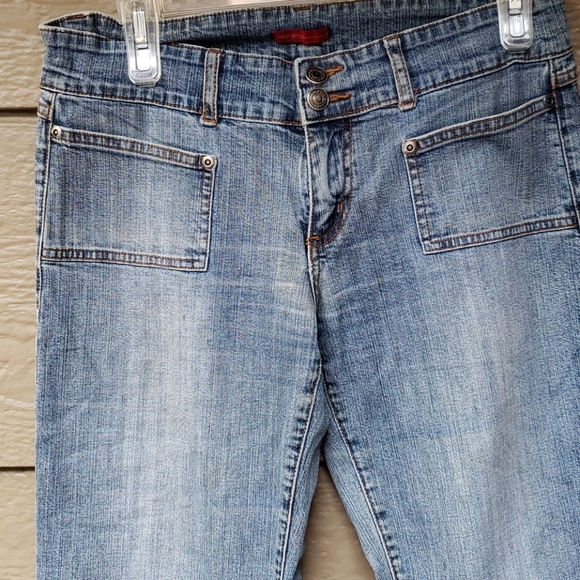 VTG Reference low rise flare leg jeans 7 - Picture 2 of 12